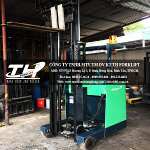 Xe Nâng Điện Đứng Lái Toyota 3